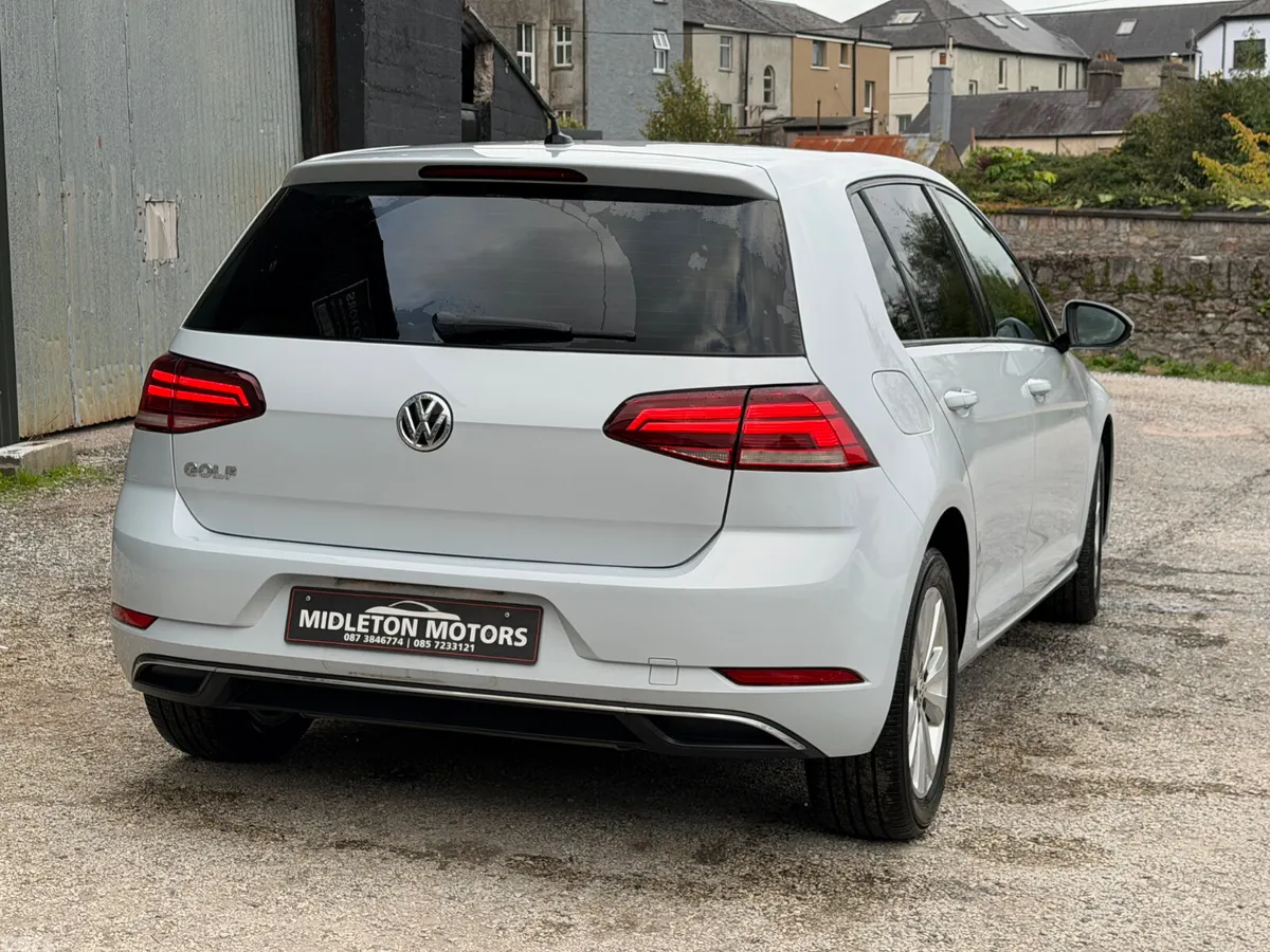 Volkswagen Golf Hatchback, Petrol, 2018, White