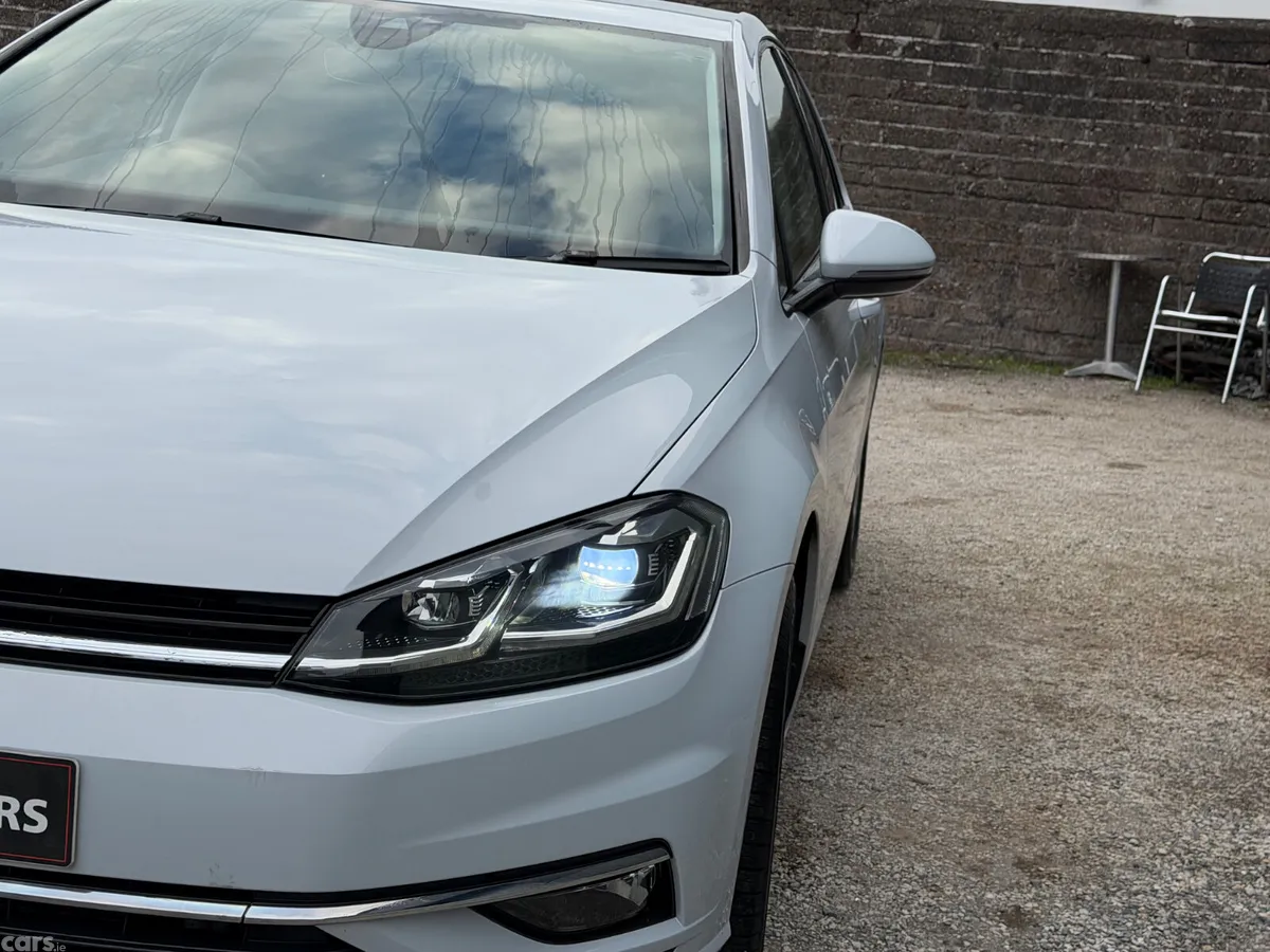 Volkswagen Golf Hatchback, Petrol, 2018, White