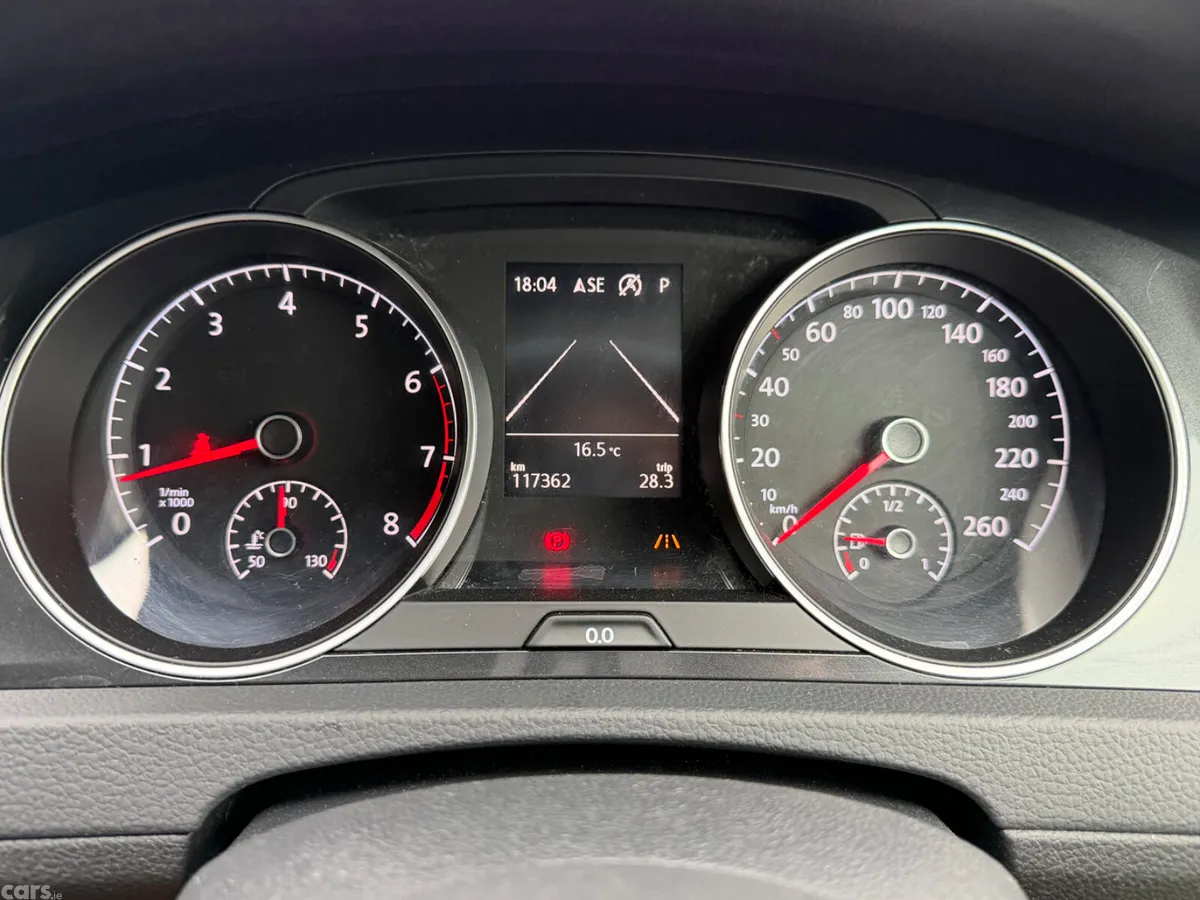 Volkswagen Golf Hatchback, Petrol, 2018, White