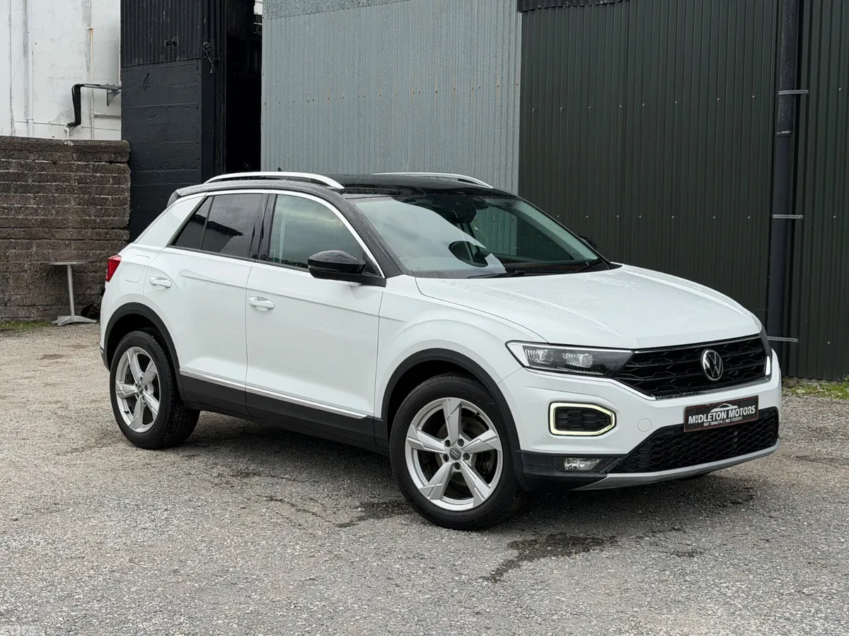Volkswagen T-Roc MPV, Diesel, 2021, White