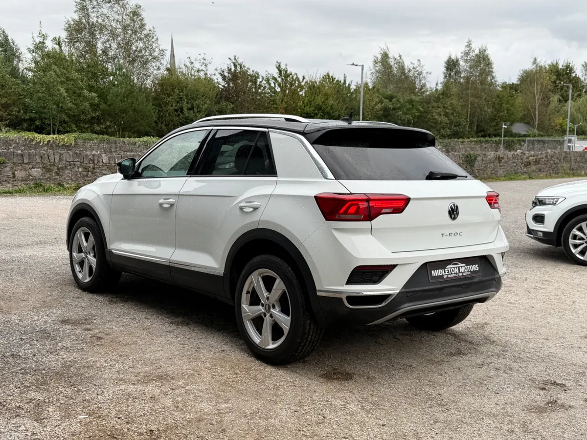 Volkswagen T-Roc MPV, Diesel, 2021, White
