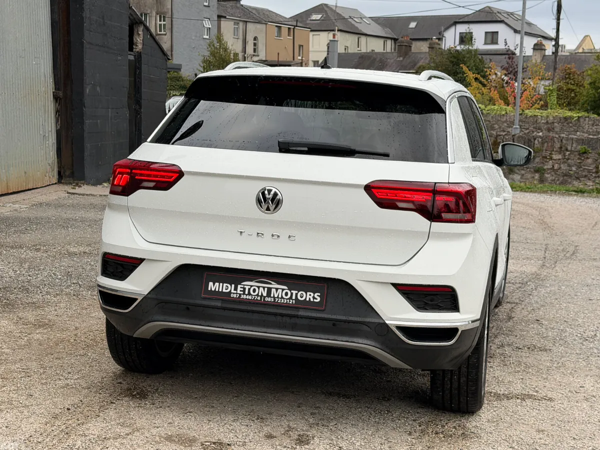 Volkswagen T-Roc MPV, Diesel, 2020, White