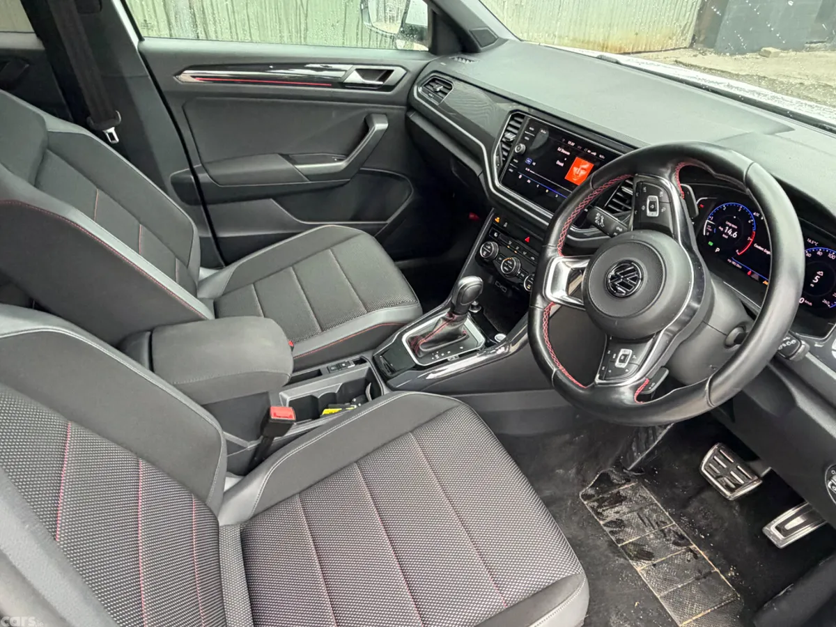 Volkswagen T-Roc MPV, Diesel, 2020, White