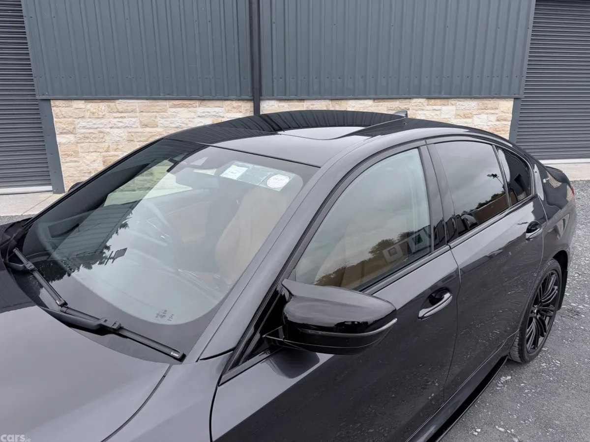 BMW 5-Series Saloon, Petrol Plug-in Hybrid, 2017, Grey