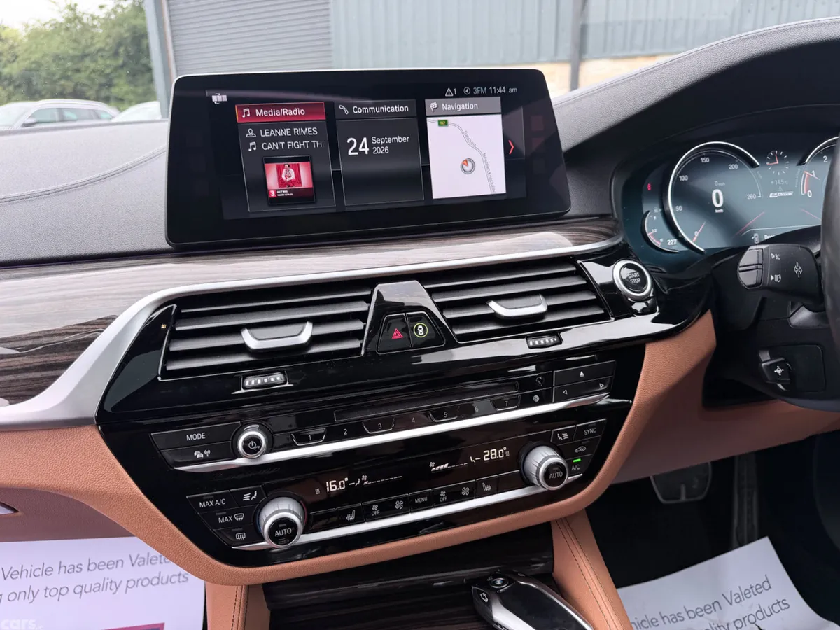 BMW 5-Series Saloon, Petrol Plug-in Hybrid, 2017, Grey