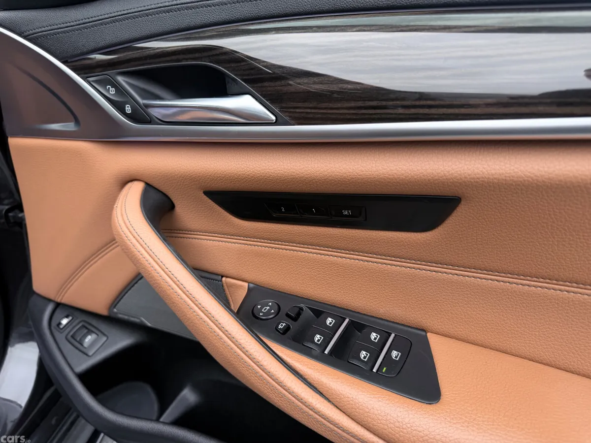 BMW 5-Series Saloon, Petrol Plug-in Hybrid, 2017, Grey