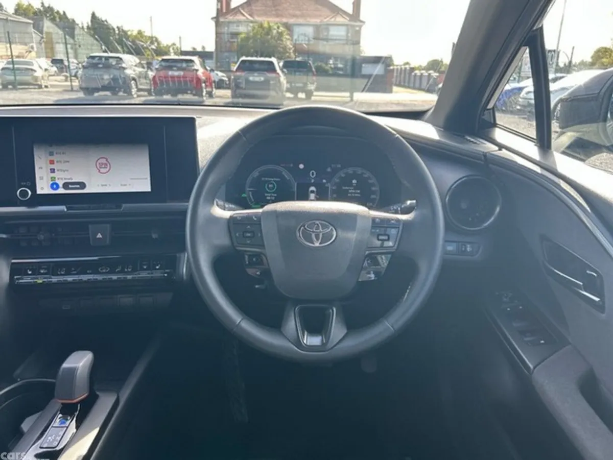 Toyota C-HR SUV, Petrol Hybrid, 2025, Blue