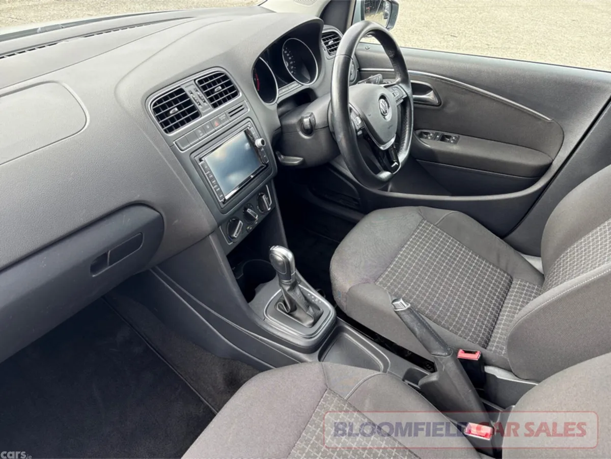 Volkswagen Polo Hatchback, Petrol, 2015, Silver