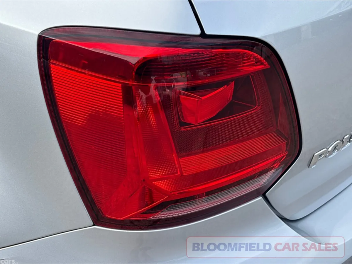 Volkswagen Polo Hatchback, Petrol, 2015, Silver