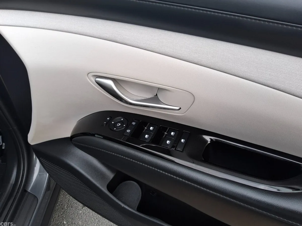 Hyundai Tucson SUV, Petrol Plug-in Hybrid, 2026, Grey