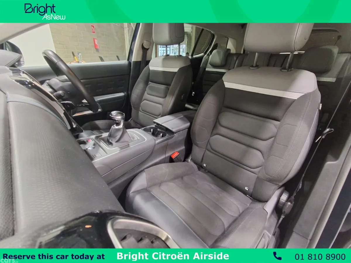 Citroen C5 Aircross Hatchback, Petrol, 2023, White