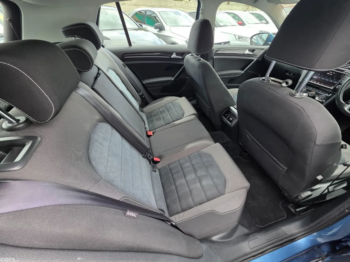 Volkswagen Golf Hatchback, Petrol, 2014, Blue
