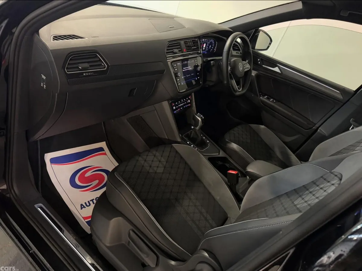 Volkswagen Tiguan SUV, Diesel, 2023, Black