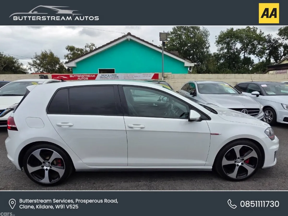 Volkswagen Golf Hatchback, Petrol, 2014, White