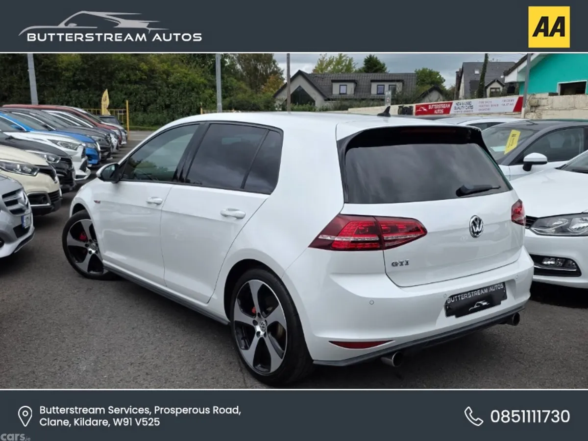 Volkswagen Golf Hatchback, Petrol, 2014, White