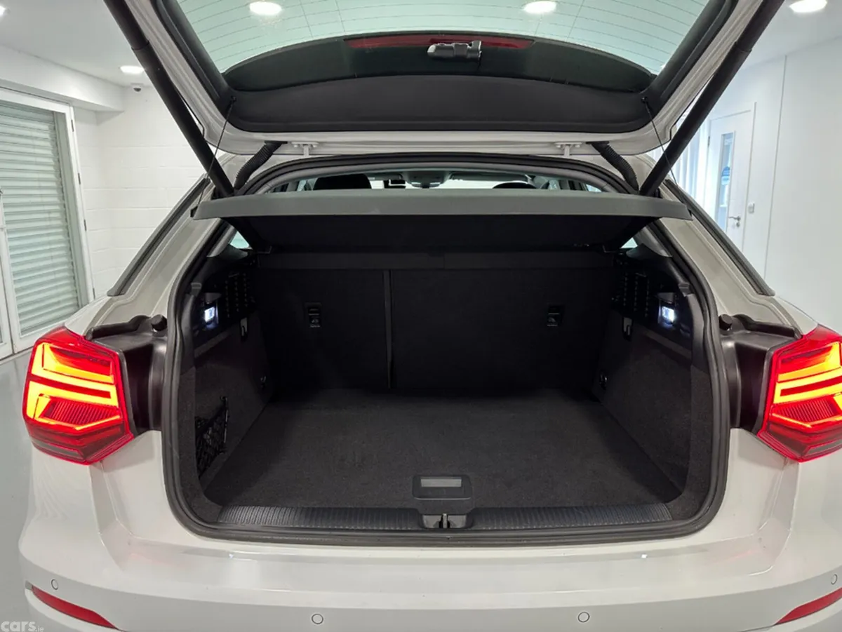 Audi Q2 SUV, Petrol, 2019, White
