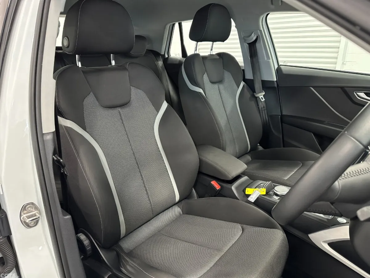 Audi Q2 SUV, Petrol, 2019, White