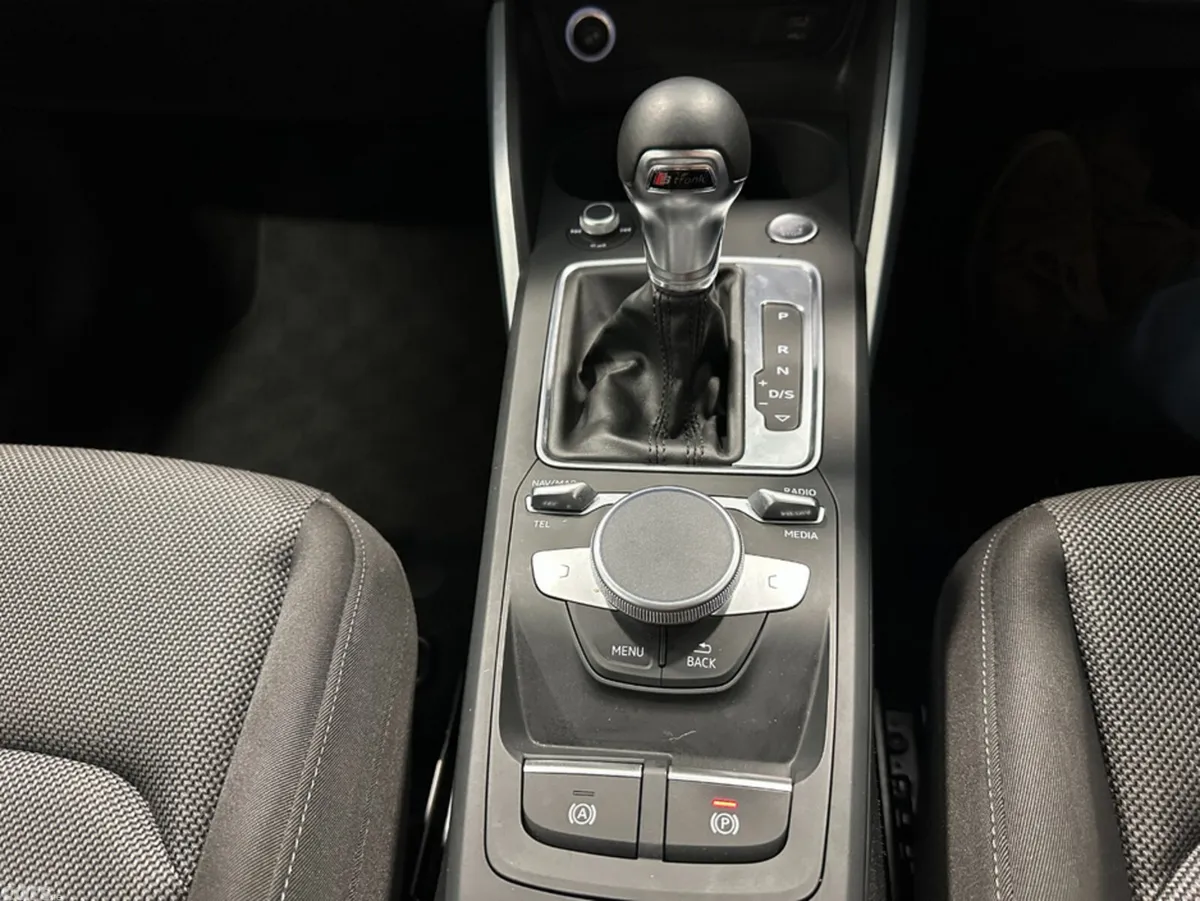 Audi Q2 SUV, Petrol, 2019, White