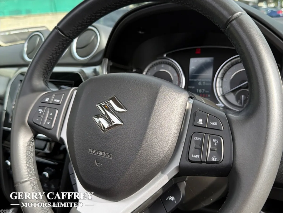 Suzuki Vitara SUV, Petrol Hybrid, 2021, White