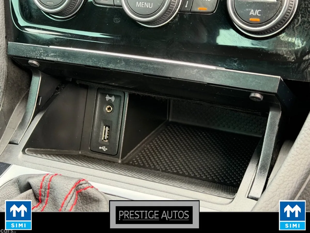 Volkswagen Golf Hatchback, Petrol, 2020, White