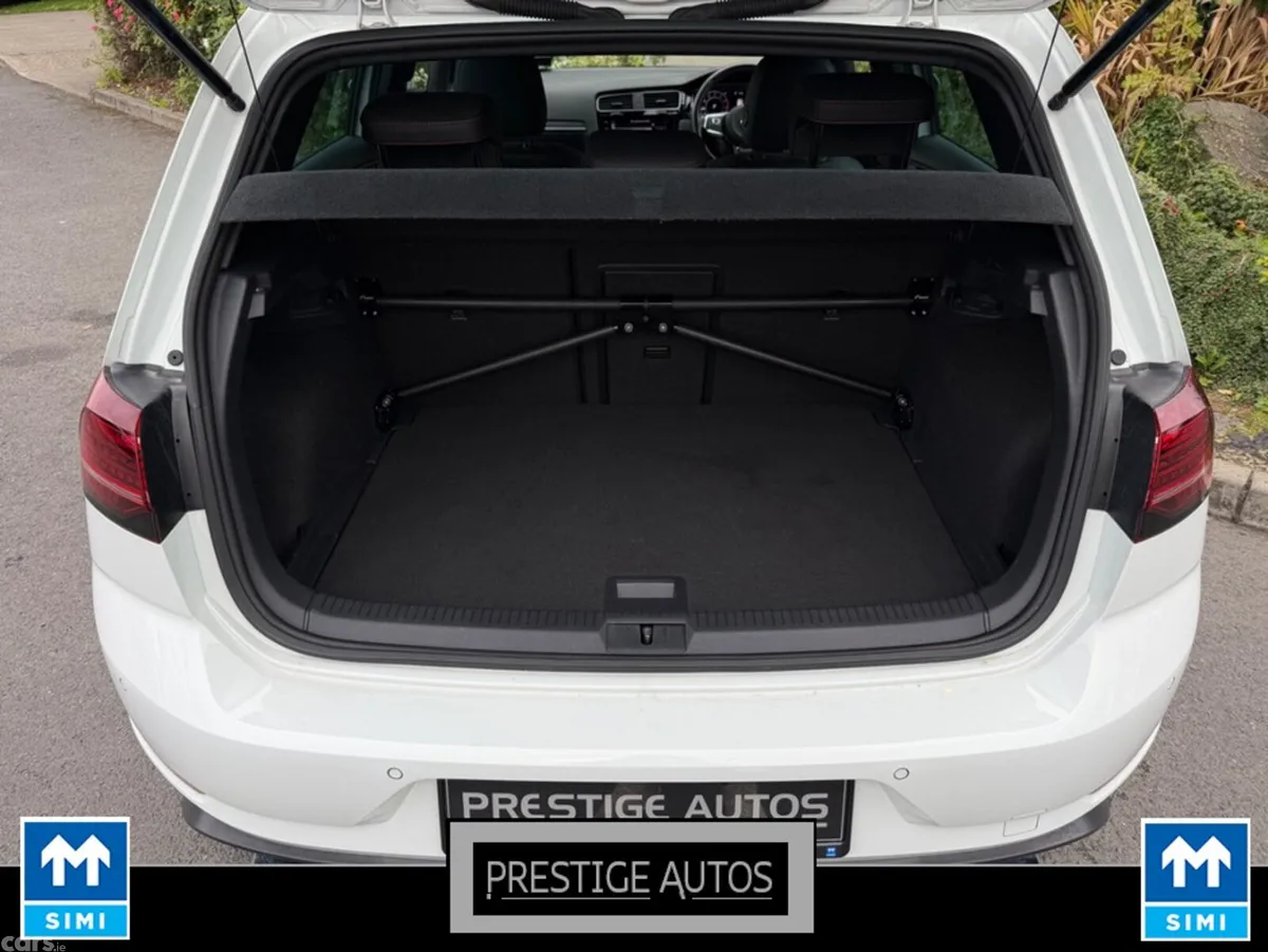 Volkswagen Golf Hatchback, Petrol, 2020, White