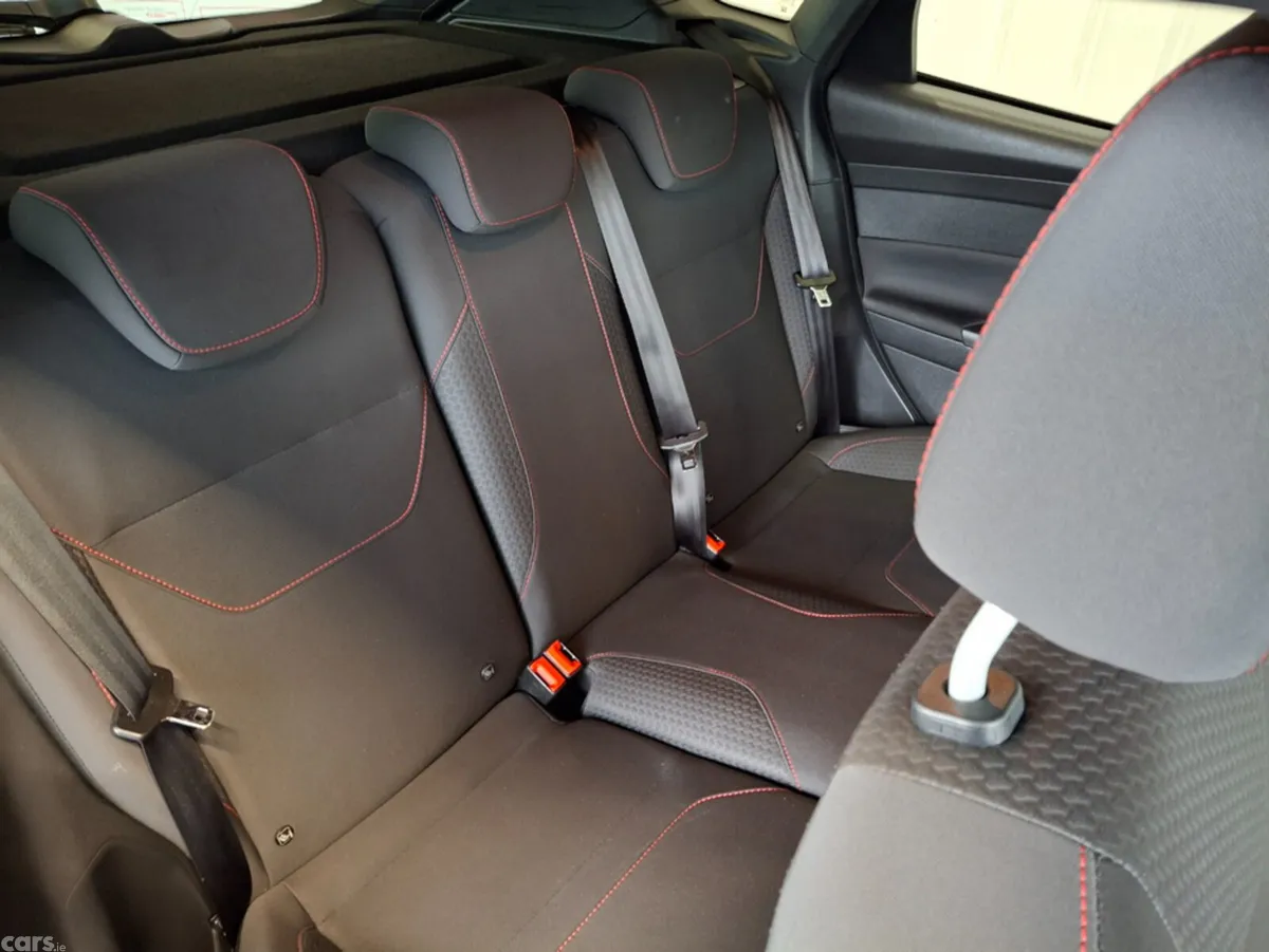 Ford Focus Hatchback, Diesel, 2018, Black