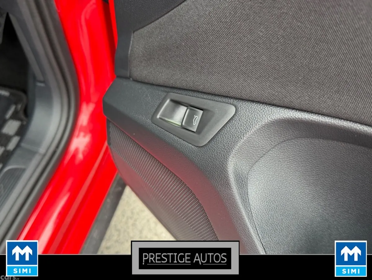 Volkswagen T-Roc SUV, Diesel, 2021, Red