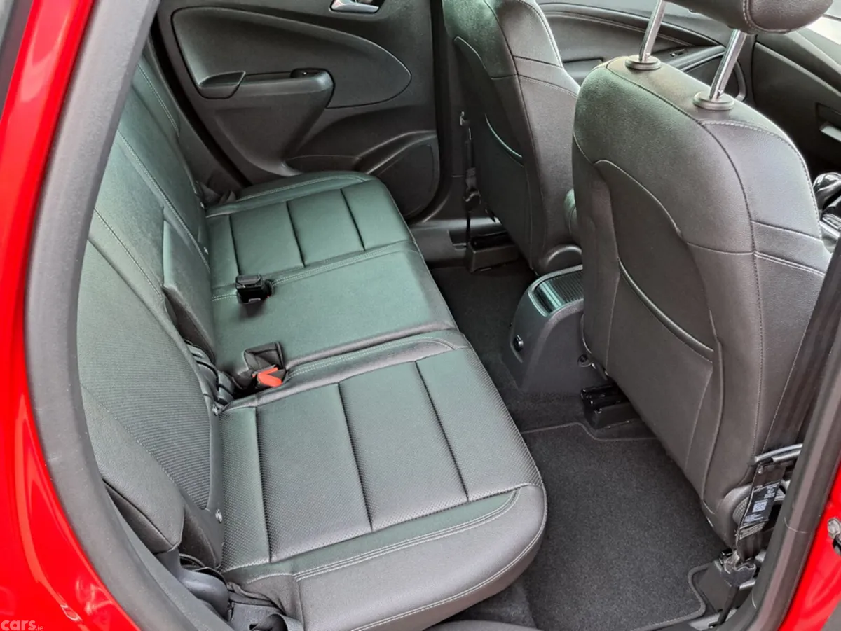 Opel Crossland SUV, Petrol, 2022, Red