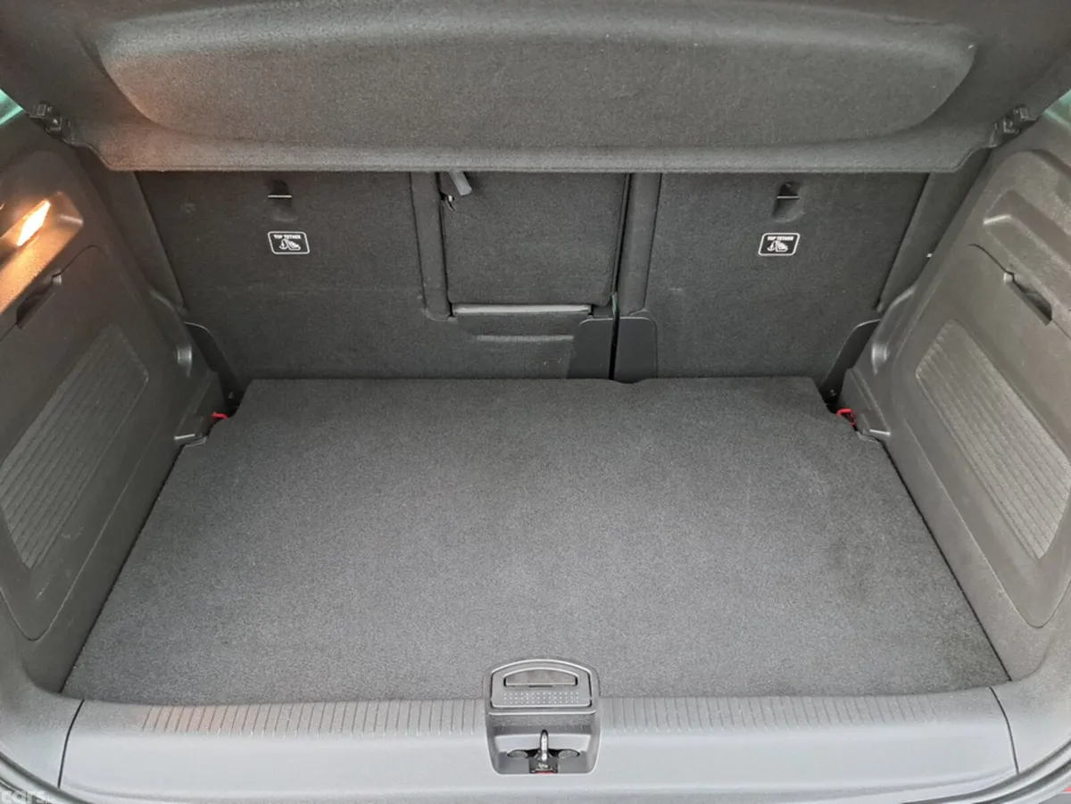 Opel Crossland SUV, Petrol, 2022, Red