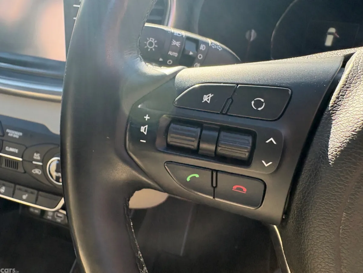 Kia Sorento SUV, Diesel, 2017, Grey