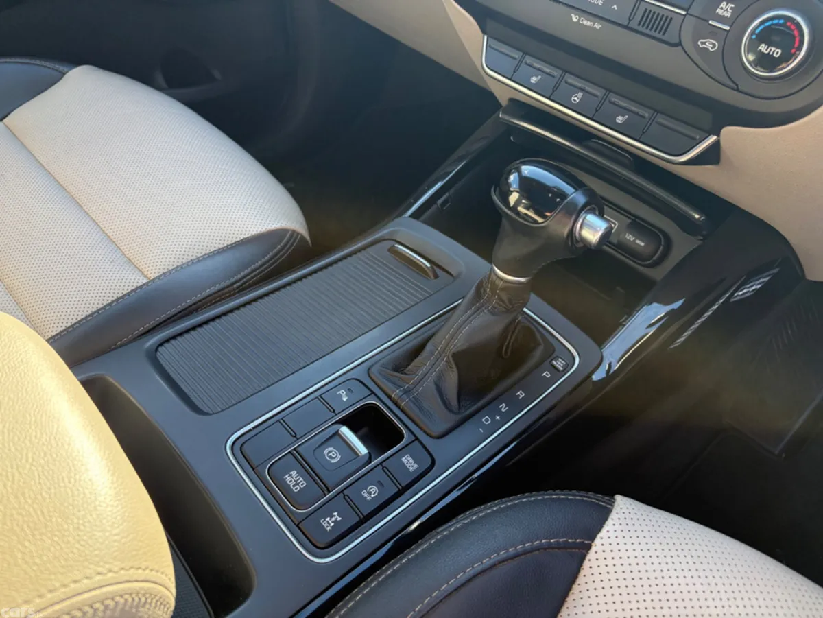 Kia Sorento SUV, Diesel, 2017, Grey
