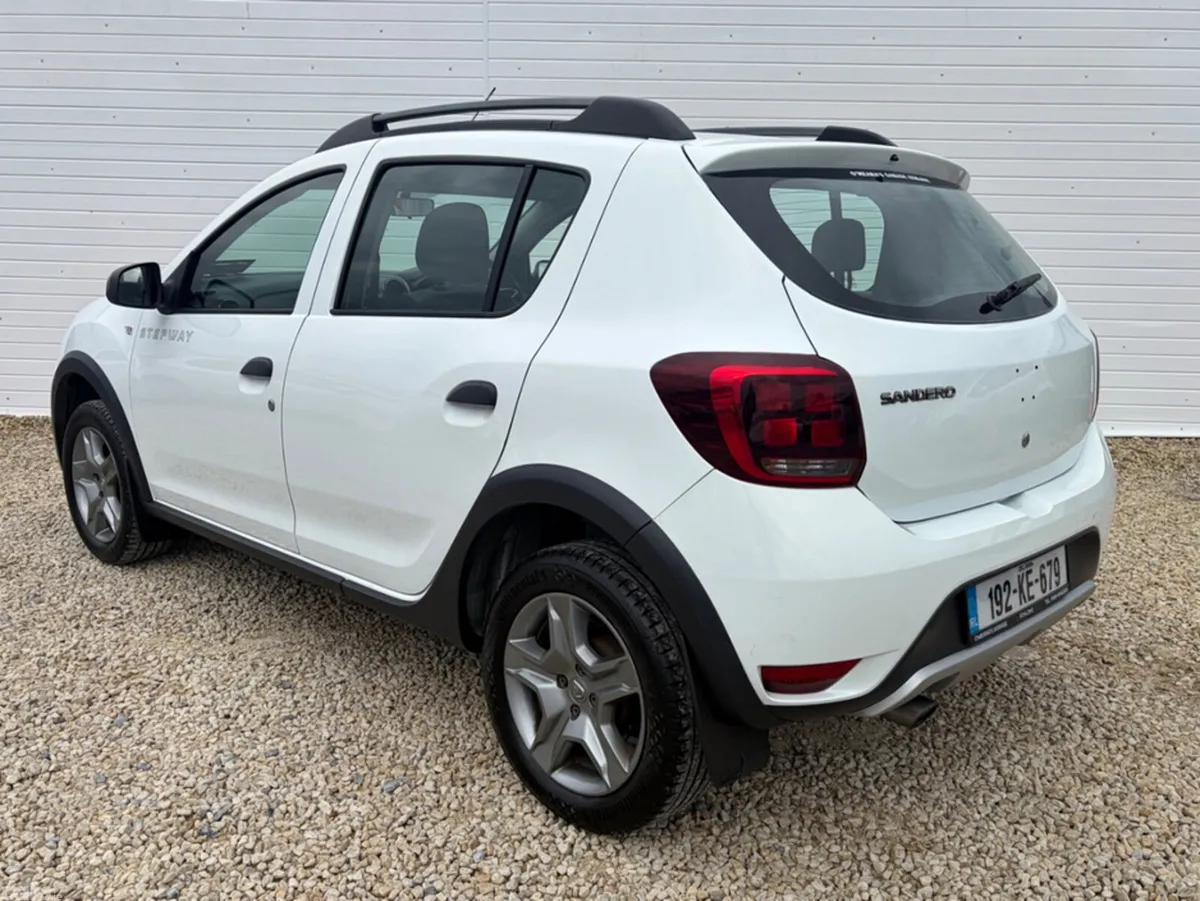 Dacia Sandero Hatchback, Petrol, 2019, White