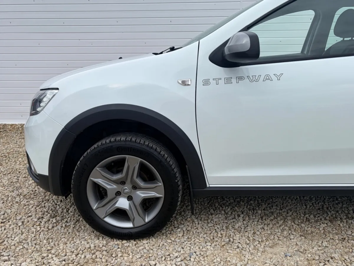 Dacia Sandero Hatchback, Petrol, 2019, White