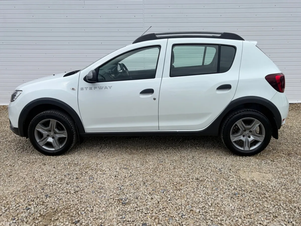 Dacia Sandero Hatchback, Petrol, 2019, White