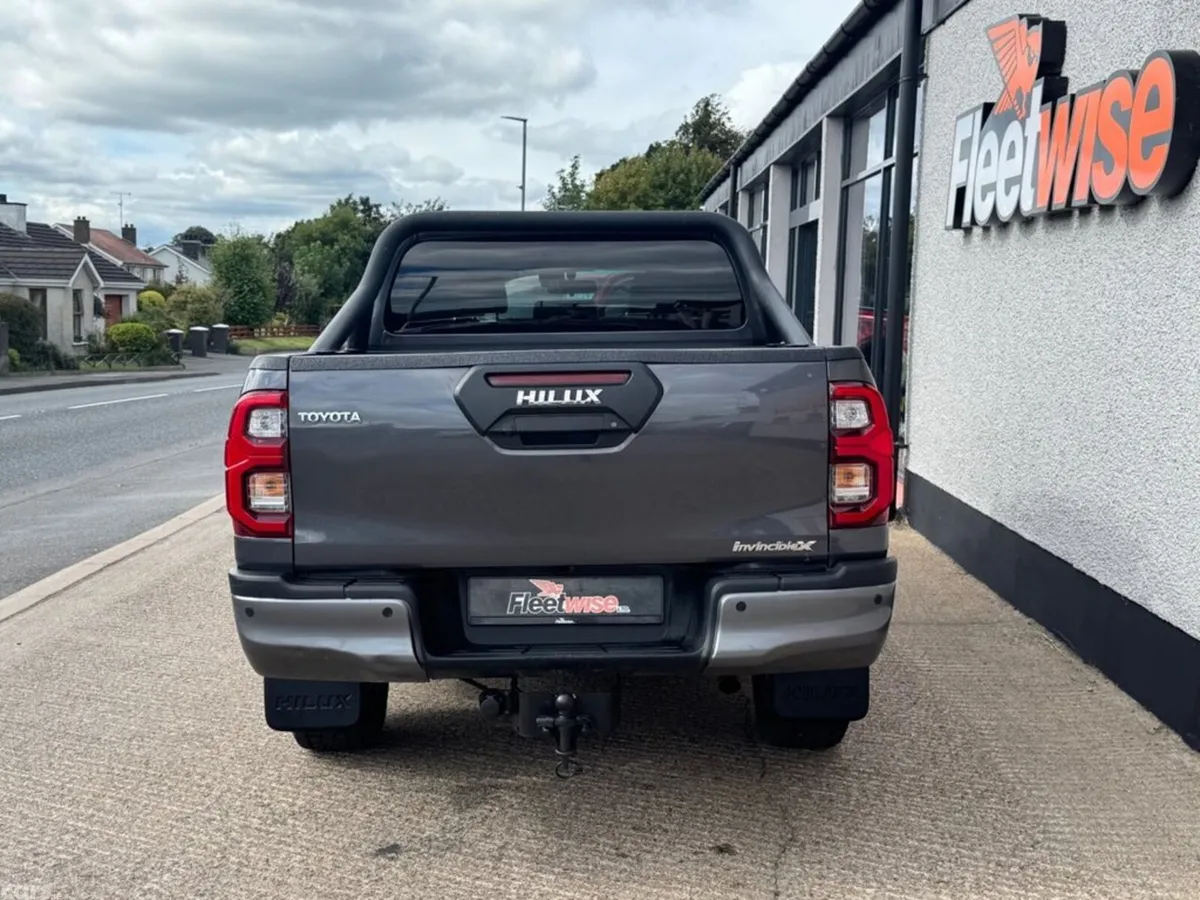 Toyota Hilux Pick Up, Diesel, 2021, Grey