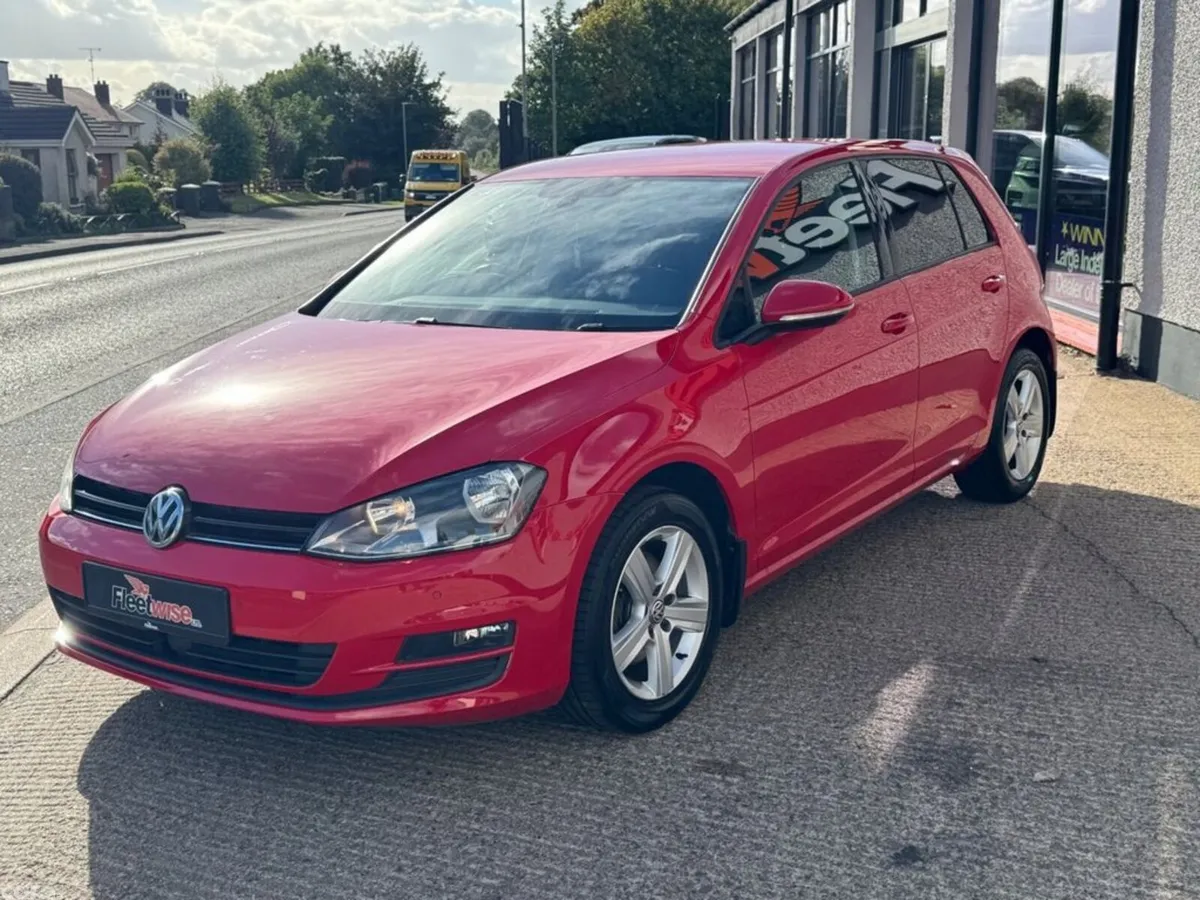 Volkswagen Golf Hatchback, Diesel, 2016, Red
