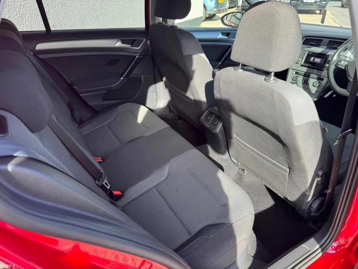 Volkswagen Golf Hatchback, Diesel, 2016, Red