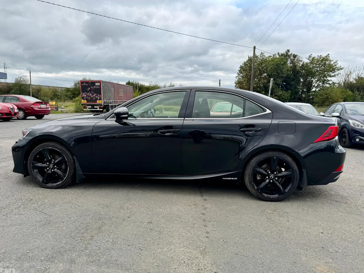 Lexus IS Saloon, Petrol Hybrid, 2018, Black
