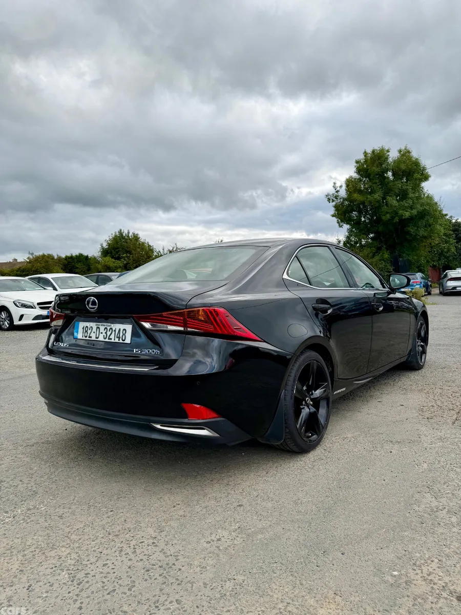 Lexus IS Saloon, Petrol Hybrid, 2018, Black