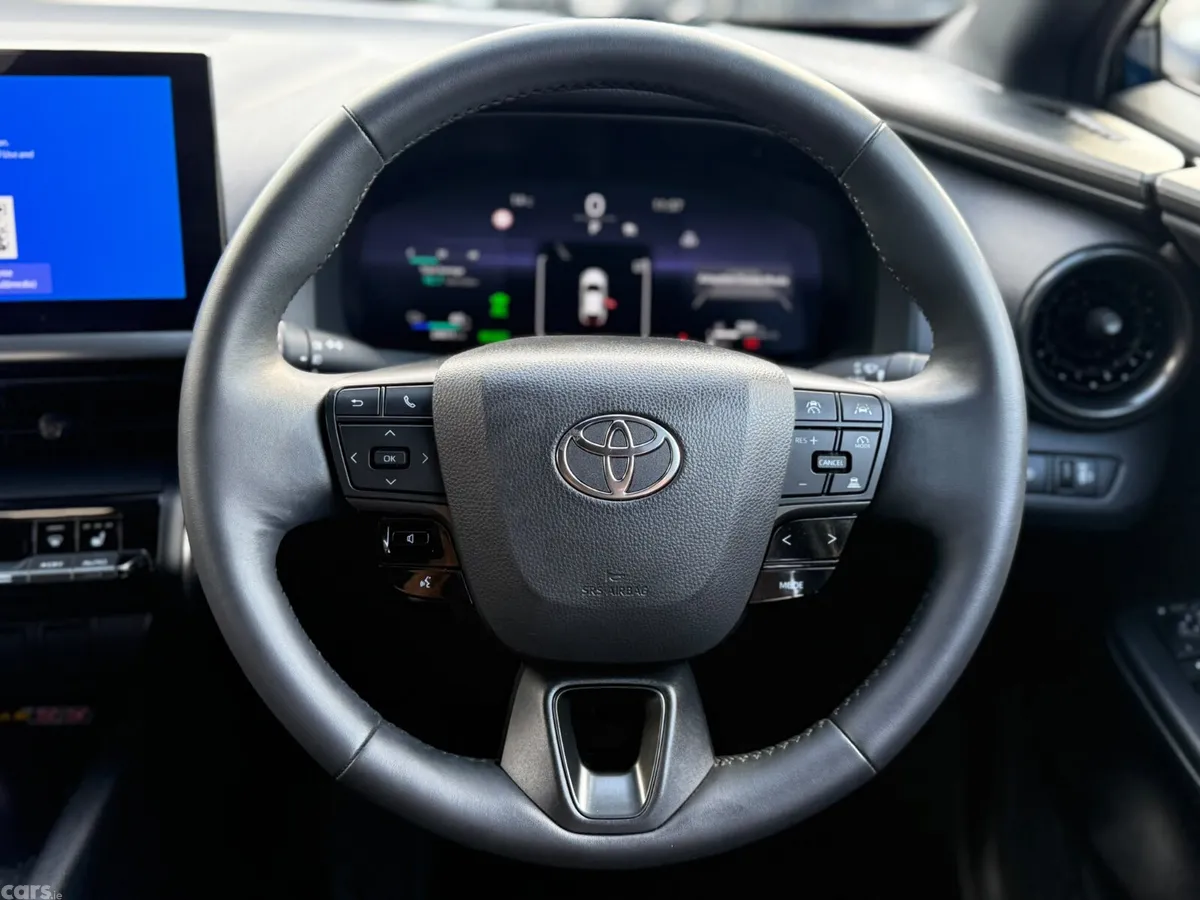 Toyota C-HR SUV, Petrol Plug-in Hybrid, 2024, Blue
