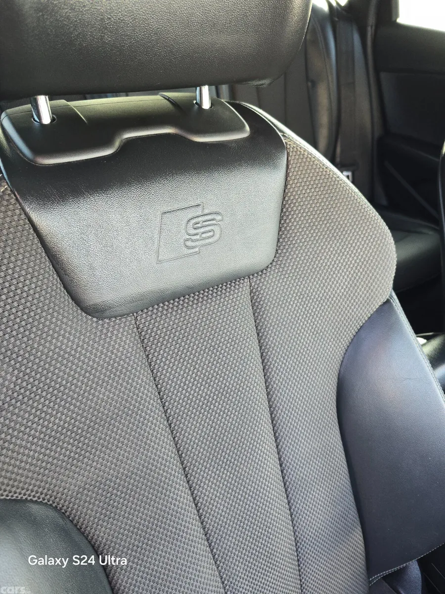 Audi A4 Estate, Diesel, 2017, Grey