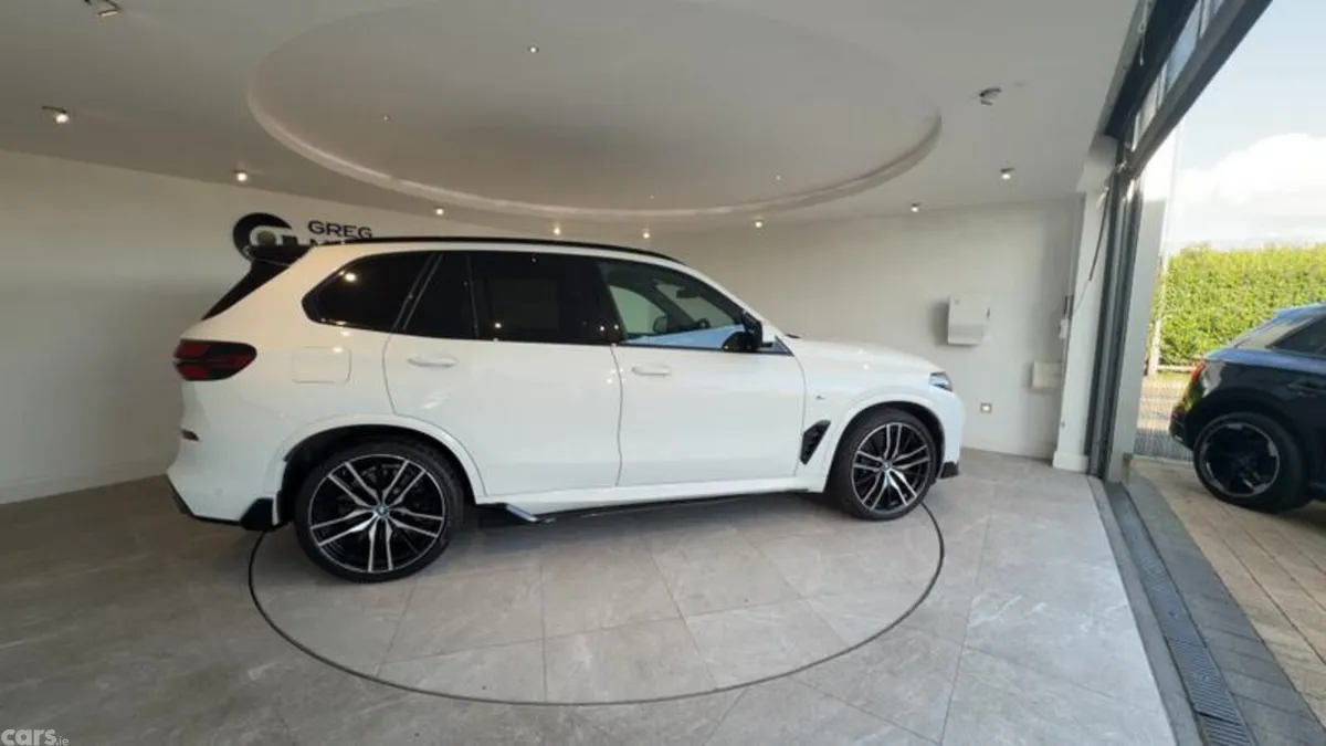 BMW X5 SUV, Petrol Hybrid, 2023, White