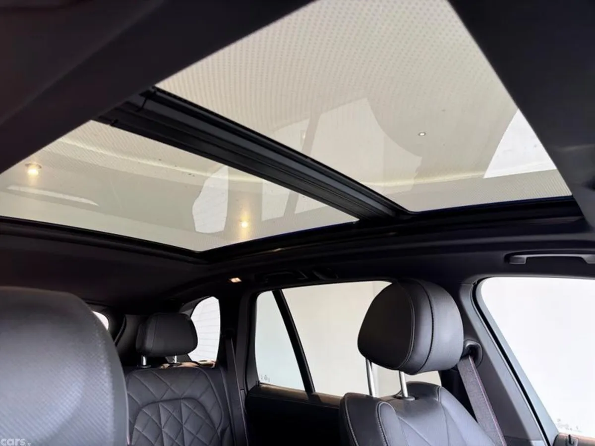 BMW X5 SUV, Petrol Hybrid, 2023, White