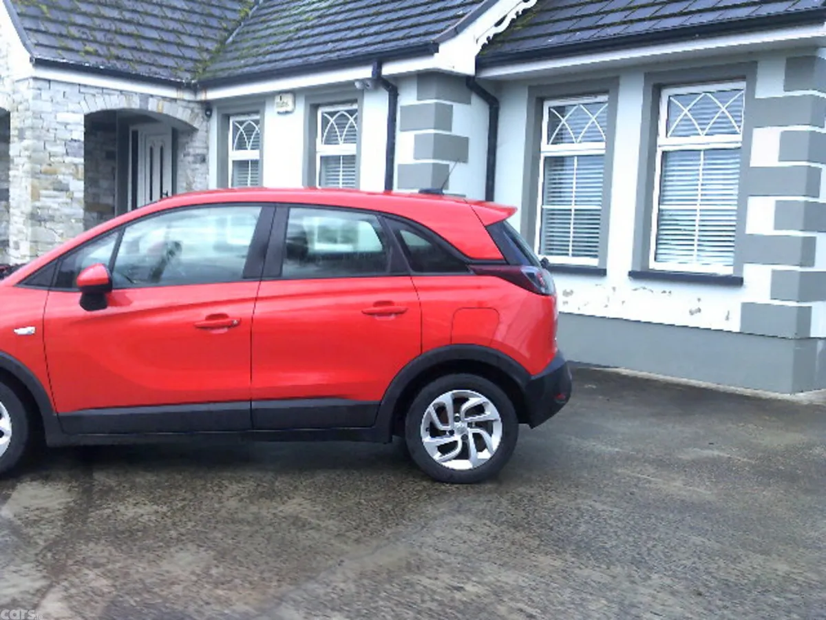 Vauxhall Crossland X Hatchback, Diesel, 2018, Red