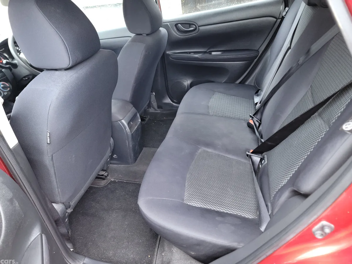 Nissan Pulsar Hatchback, Petrol, 2016, Silver