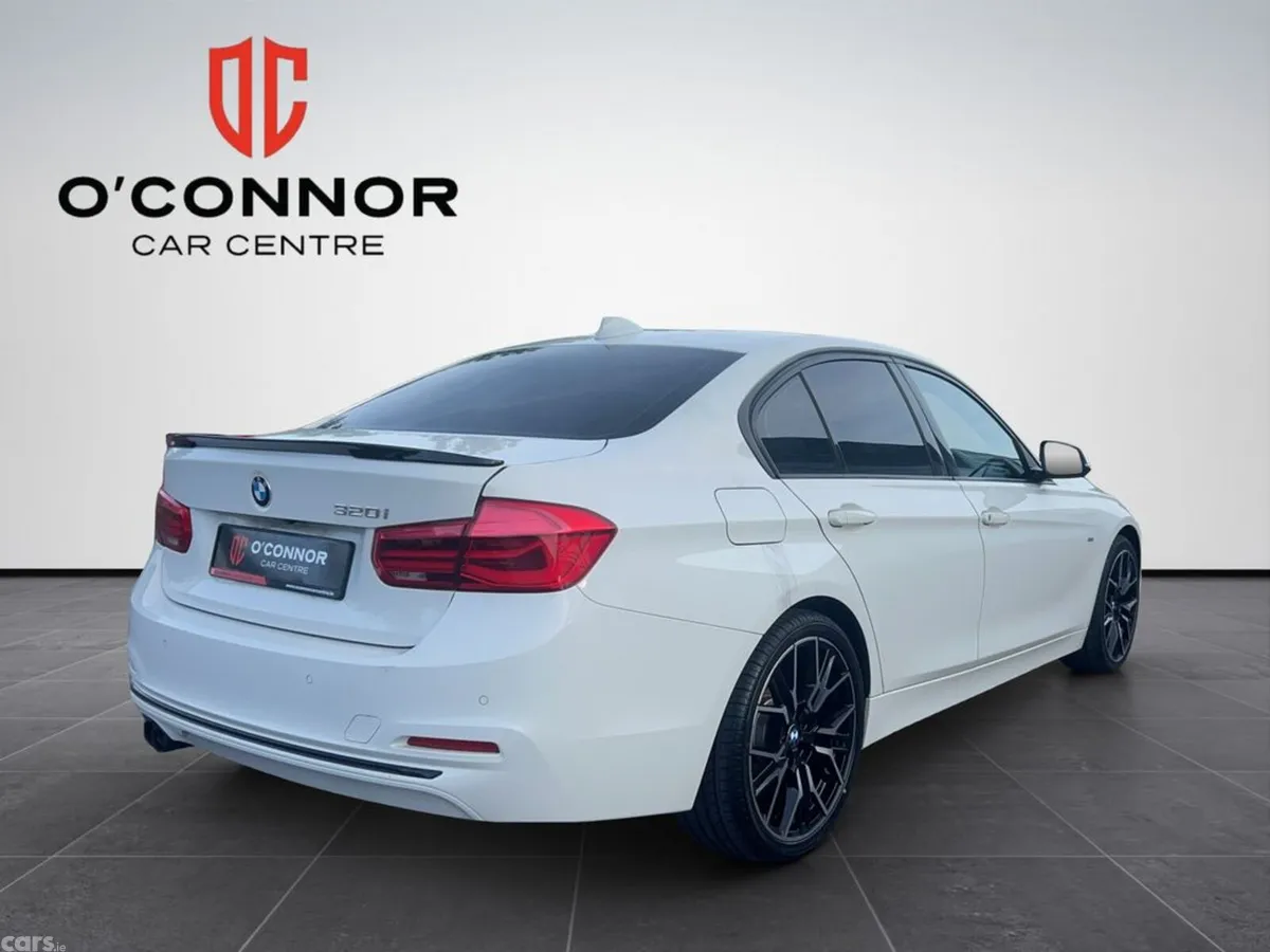 BMW 3-Series Saloon, Petrol, 2017, White