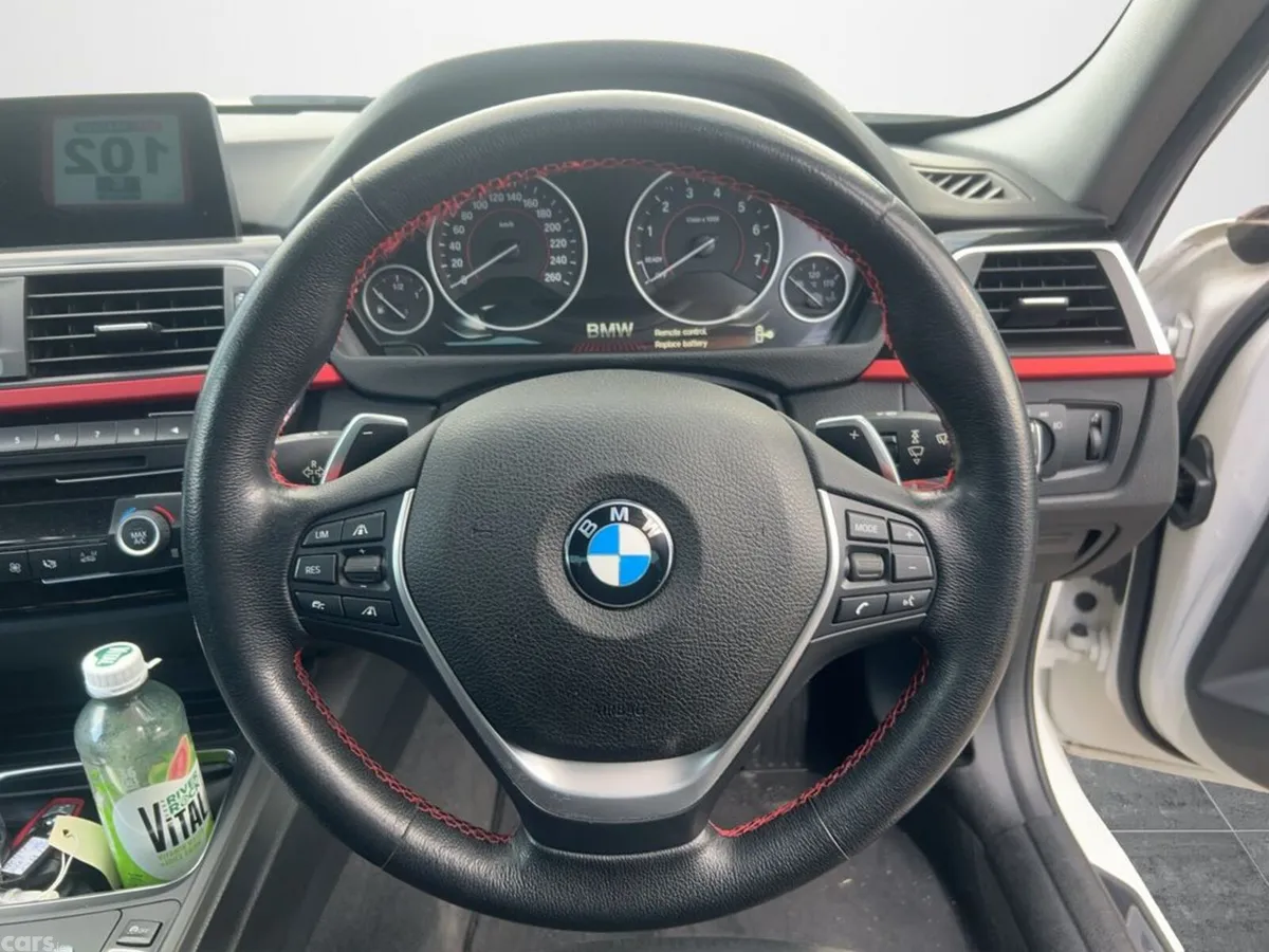 BMW 3-Series Saloon, Petrol, 2017, White