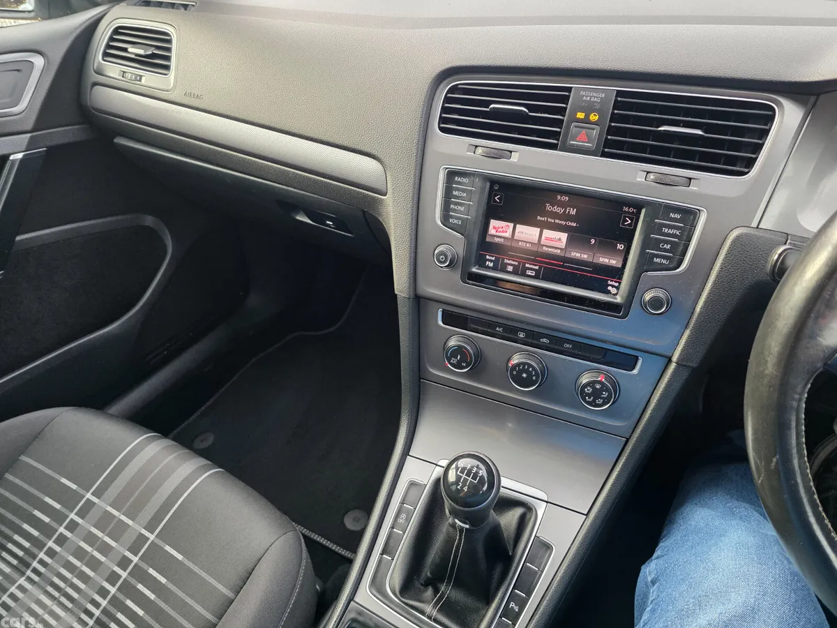 Volkswagen Golf Estate, Diesel, 2017, Grey
