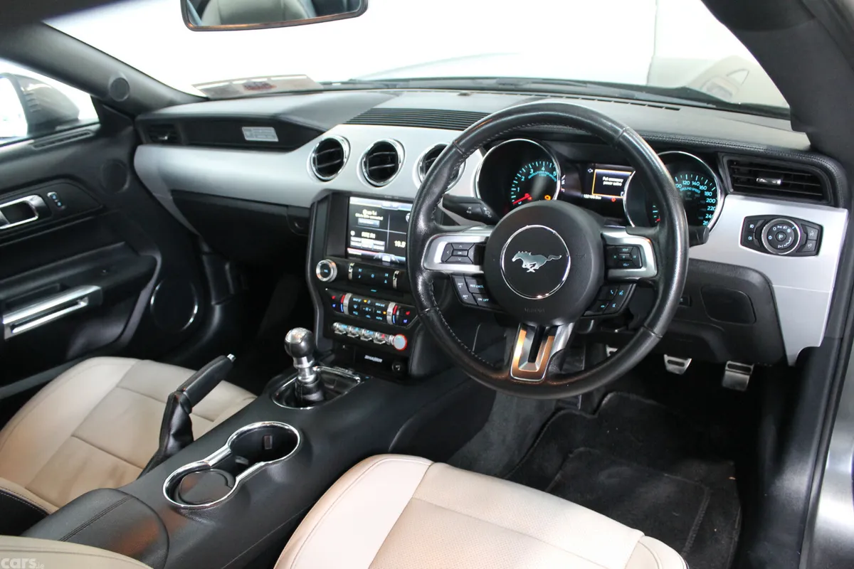 Ford Mustang Coupe, Petrol, 2017, Grey