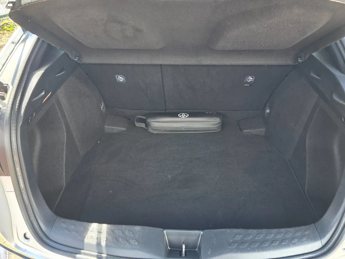 Toyota C-HR Hatchback, Petrol, 2017, Grey